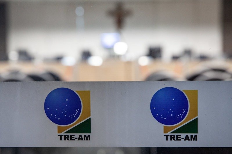 TRE-AM rejeita ação do MPE sobre máquina pública