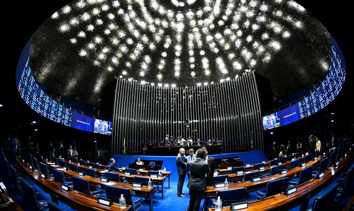 Congresso retoma atividades com foco em sessões de comissões