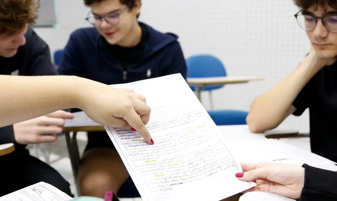 Guia essencial para mandar bem no Encceja