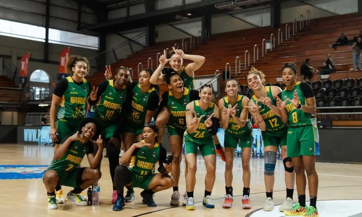 Brasil vence Chile na estreia do Sul-Americano na Argentina