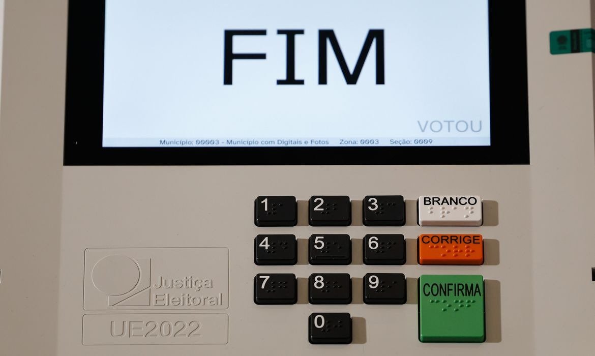 PSOL-Rede defende continuidade do governo Lula