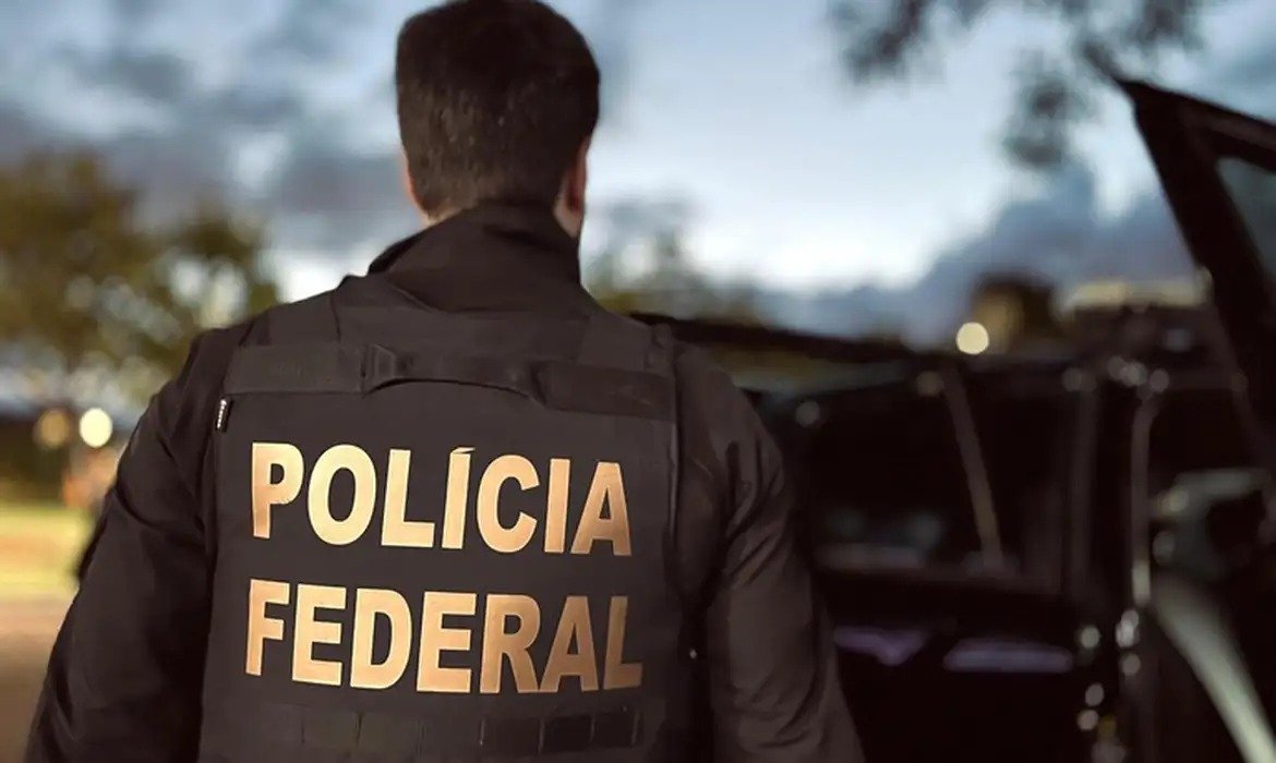 PF realiza operação contra bets em cinco estados
