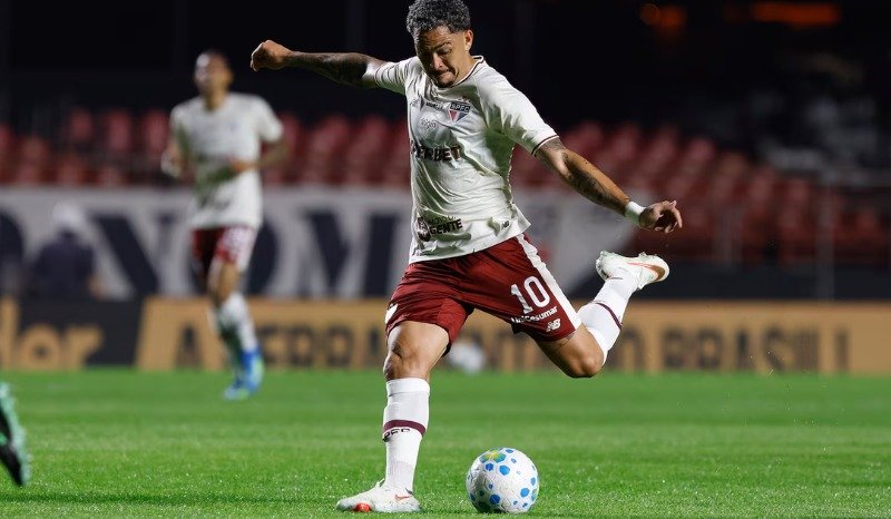 São Paulo tenta avançar contra o Bolívar