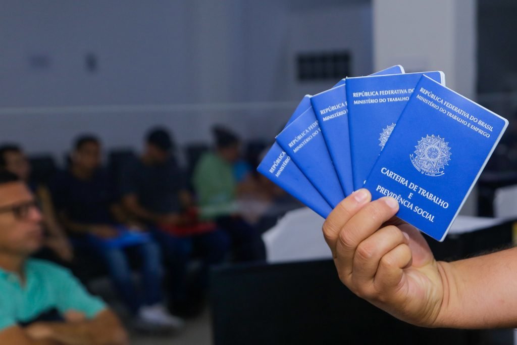 706 vagas para diferentes perfis em Manaus