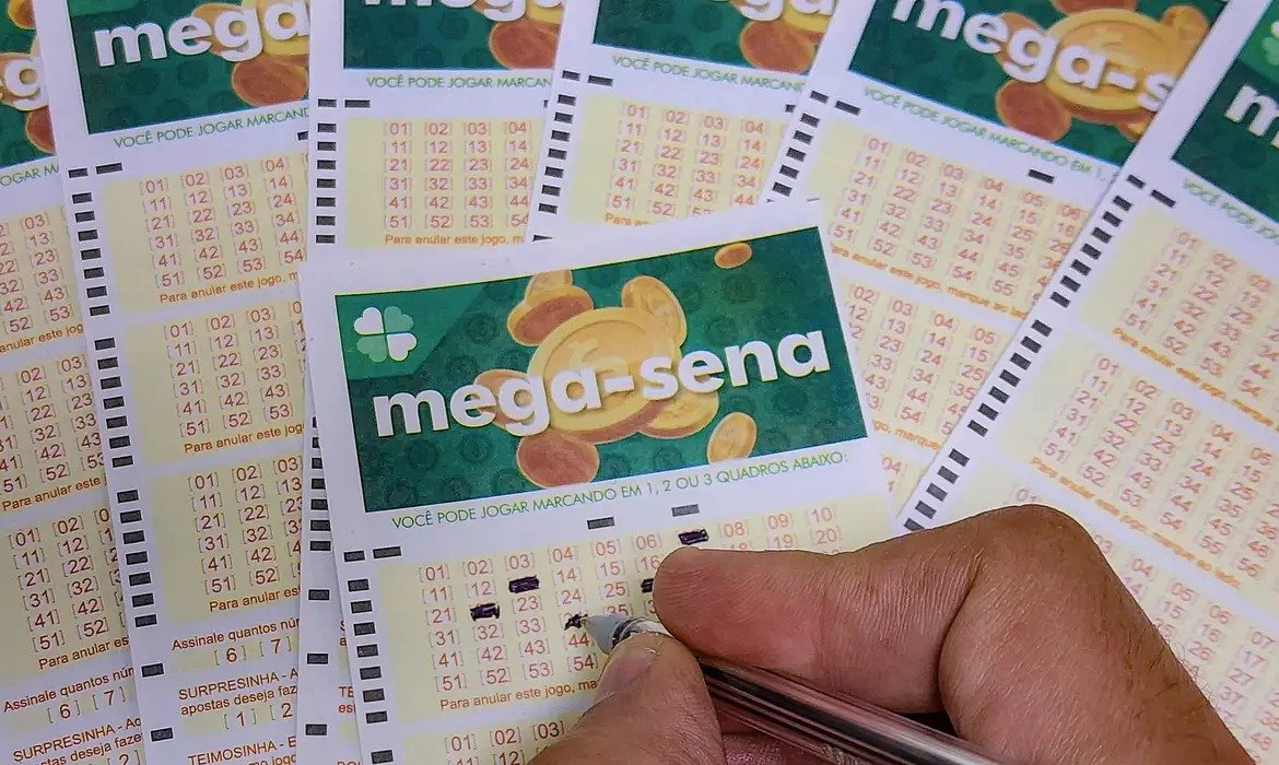 Mega-Sena: preço da aposta e horário do sorteio