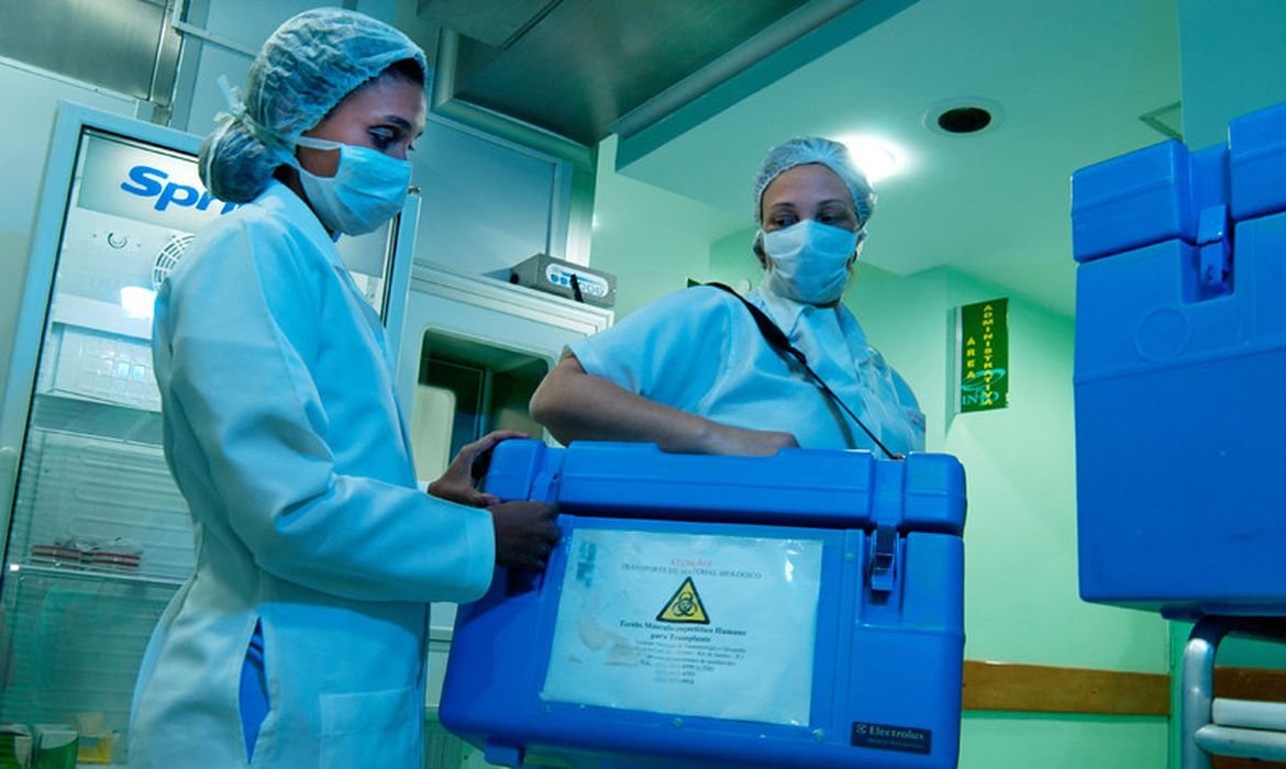 Resistência familiar ainda desafia doação de órgãos no Brasil