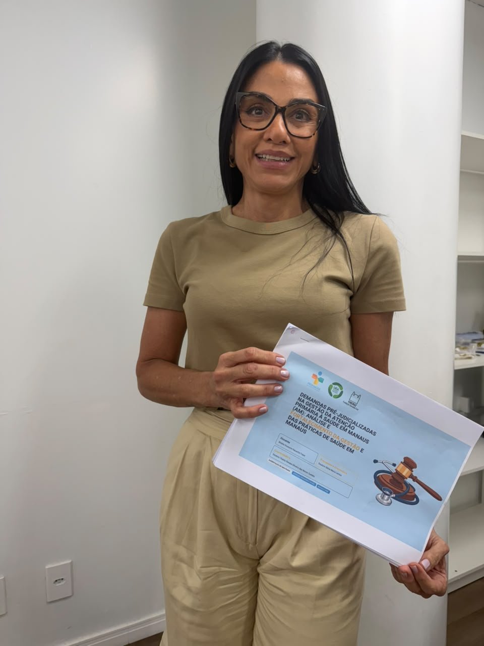 Shádia Fraxe defende formação contínua para transformar realidades na saúde