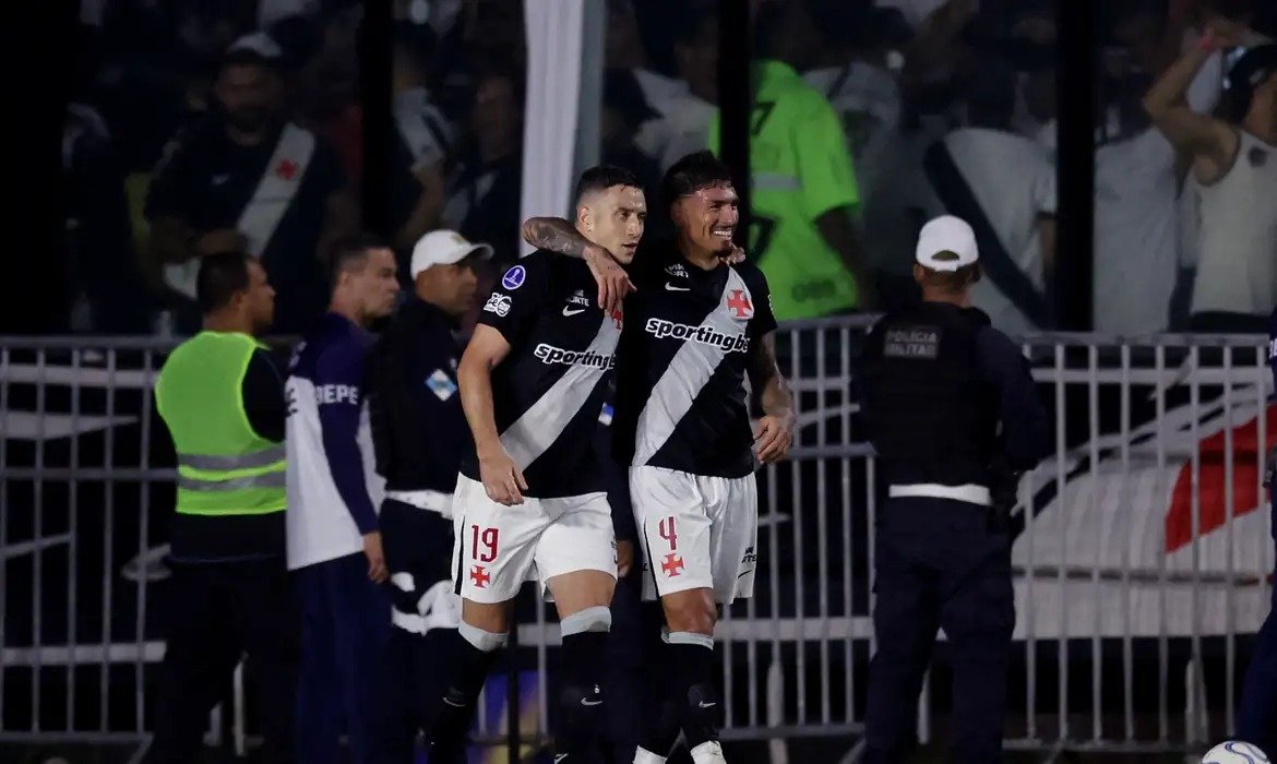 Boca Juniors elimina São Paulo e será rival do Vasco na semifinal da Sul-Americana