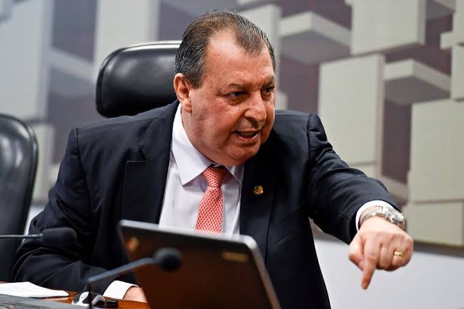 Plano de governo de Omar Aziz vira tema de avaliação sobre viabilidade das propostas