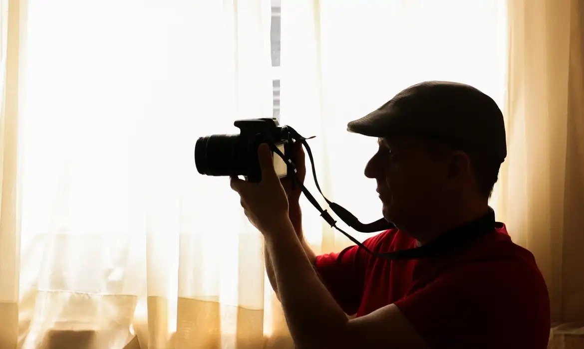 Estilista usa 200 comentários em manifesto contra capacitismo