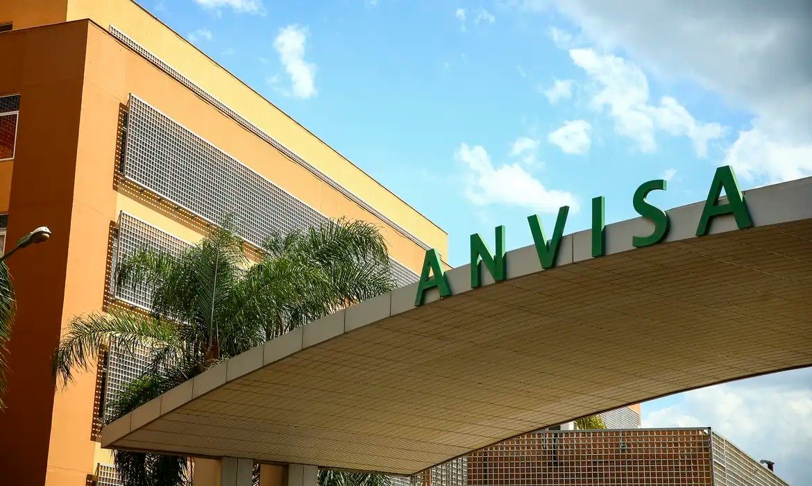 Anvisa proíbe medicamento? Entenda medida sobre Ocrevus