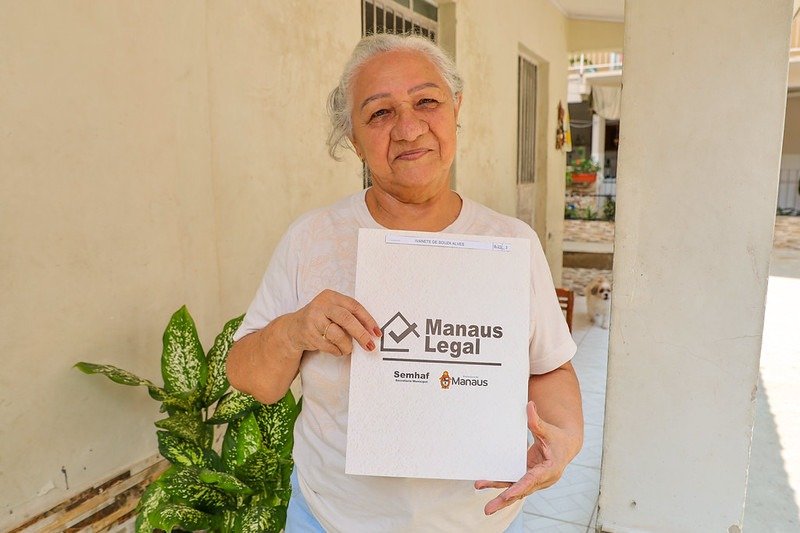 Manaus Legal beneficia moradores com 626 novos títulos