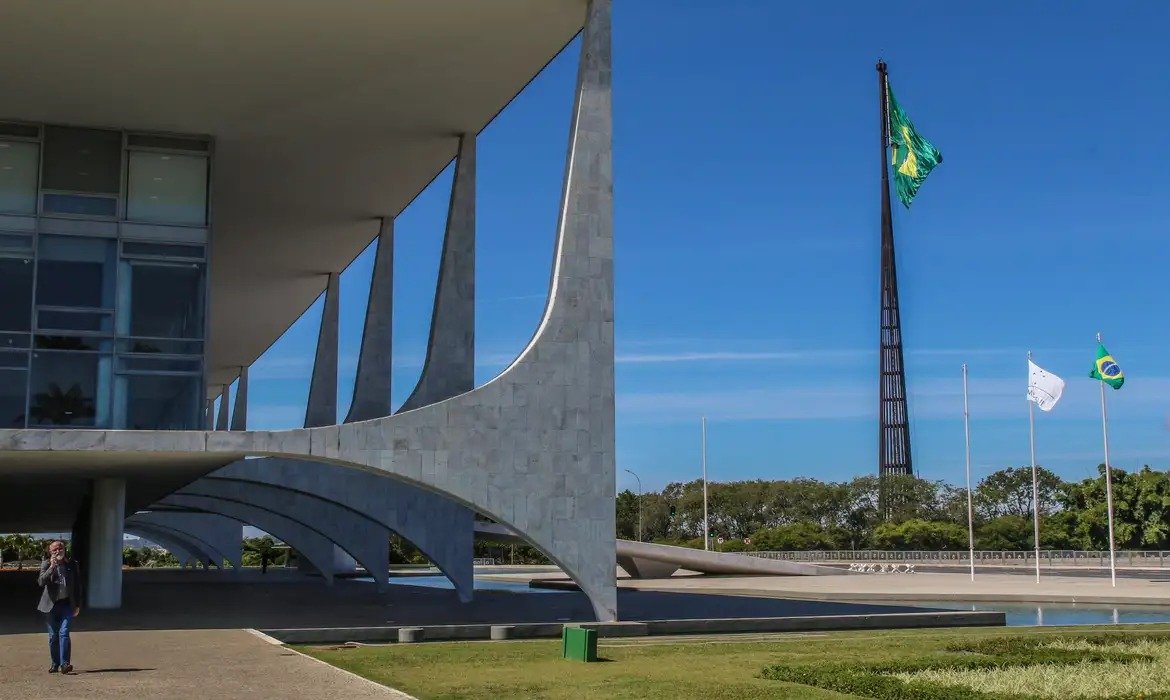 Prefeitos querem voz maior nas decisões do governo federal