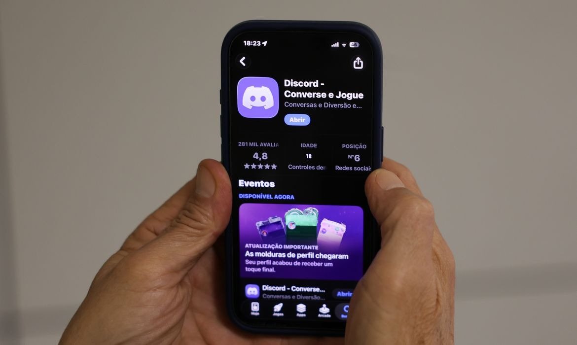 Justiça manda Discord criar canal de denúncias em português