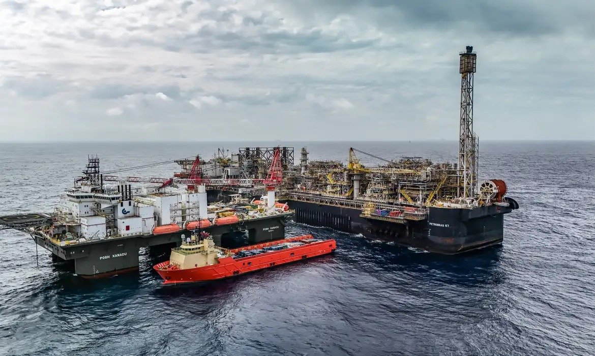 Petrobras encontra petróleo em área estratégica da costa do Amapá